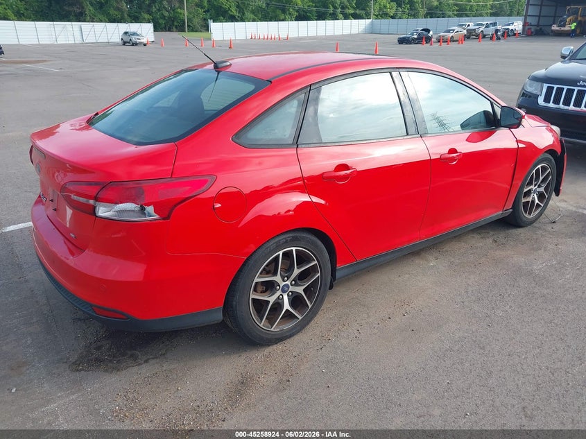 Vin: 1fadp3h21hl317368, lot: 45756744, ford focus sel 20174