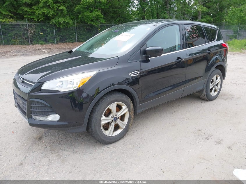 Vin: 1fmcu9gx3guc32051, lot: 45756779, ford escape se 20162