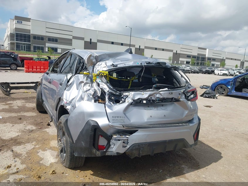 2024 SUBARU CROSSTREK auction photo 3