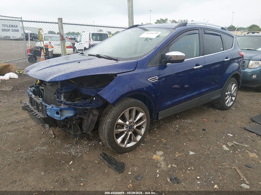Vin: 1fmcu9gx7fua76174, lot: 45756798, ford escape se 20152