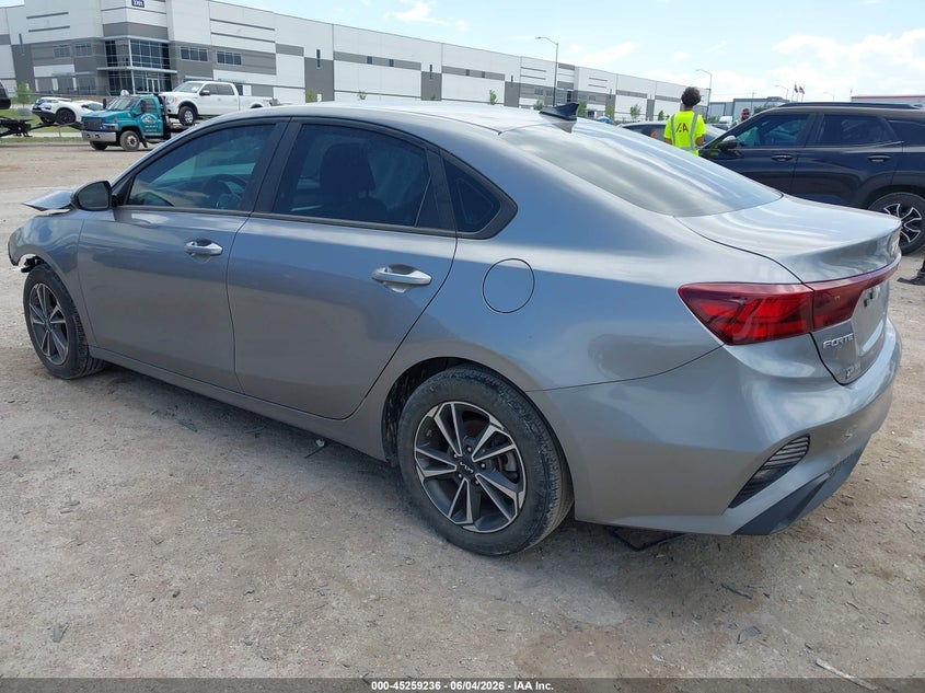 2023 KIA FORTE auction photo 3