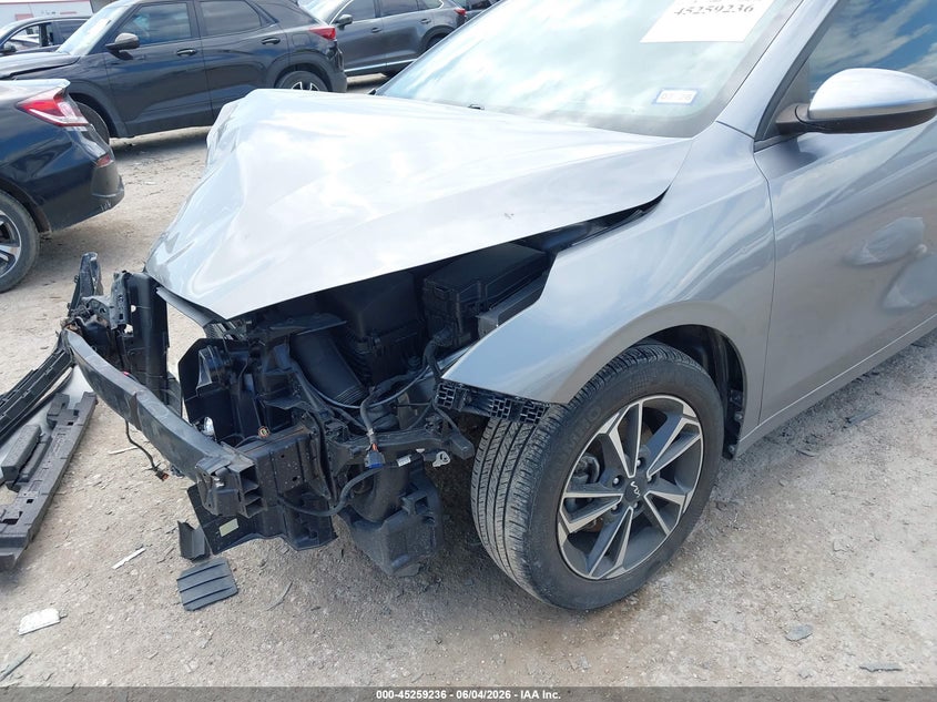 2023 KIA FORTE auction photo 6