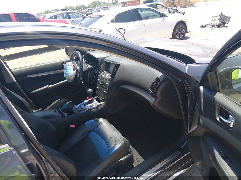 2013 INFINITI G37 auction photo 5