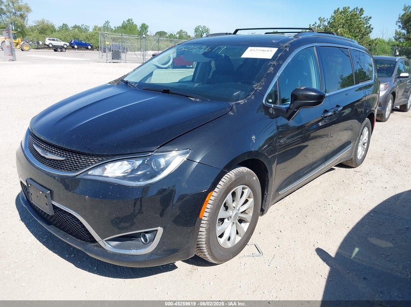 Vin: 2c4rc1bg8kr560565, lot: 45757438, chrysler pacifica touring l 20192