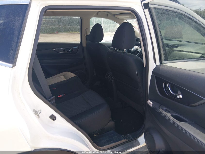 VIN 5N1AT2MV4HC895818 2017 NISSAN ROGUE SV