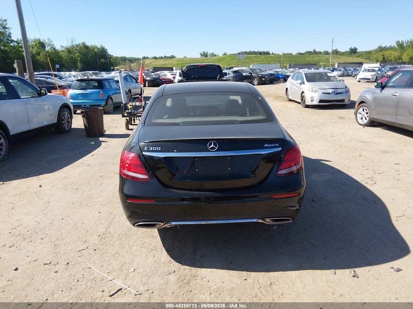 MERCEDES-BENZ E 300 - zdjęcie 16