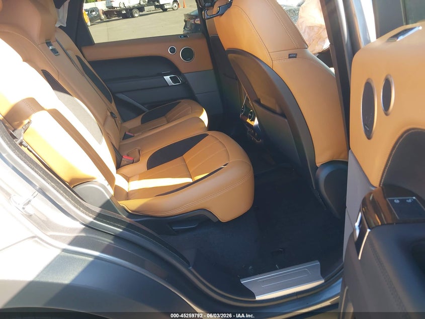 2018 Land Rover Range Rover Sport Supercharged/Supercharged Dynamic VIN: SALWR2RE5JA181370 Lot: 45259792