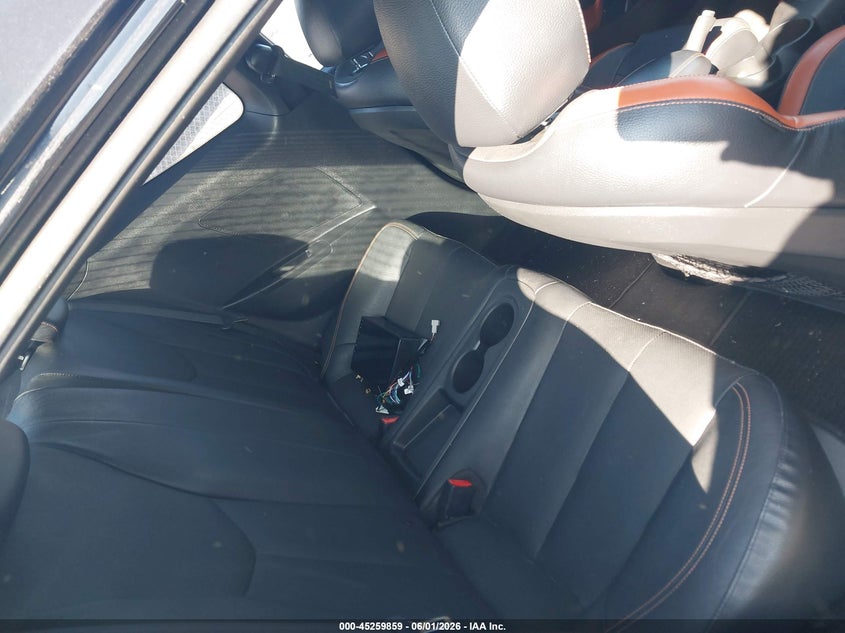2016 Hyundai Veloster Turbo VIN: KMHTC6AE9GU264351 Lot: 45259859