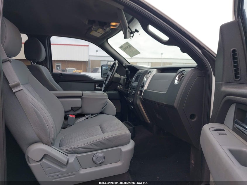 AtlanticExpress - Ford F-150 Lightning
