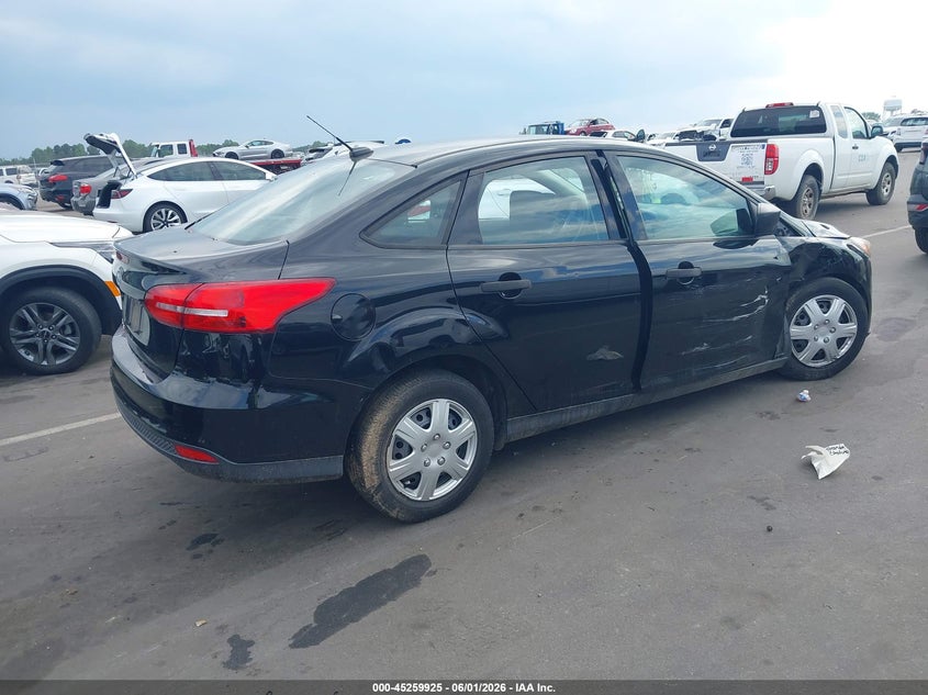 Vin: 1fadp3e27hl251672, lot: 45757745, ford focus s 20174