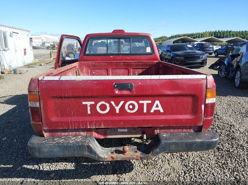 1994 Toyota Pickup 1/2 Ton Short Whlbase Stb VIN: 4TARN81A8RZ267342 Lot: 45259963