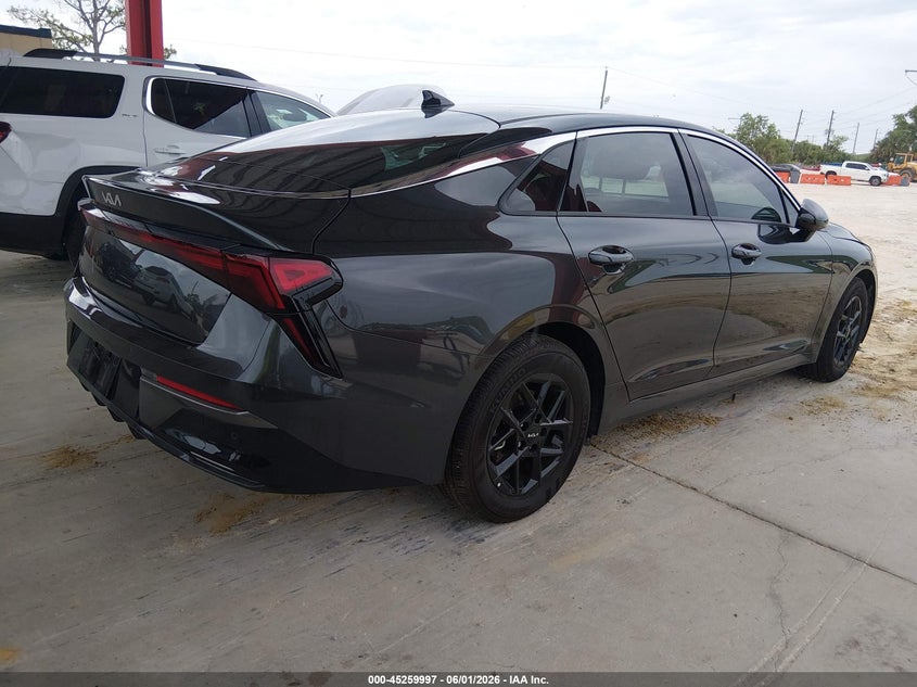 Vin: knag24j78t5461494, lot: 45757817, kia k5 lxs fwd 20264