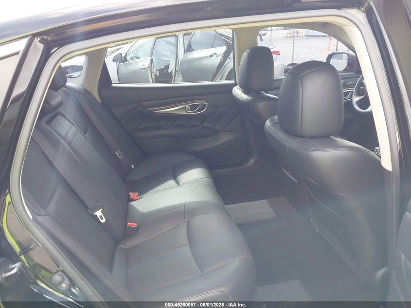2017 Infiniti Q70L 3.7 VIN: JN1BY1PP7HM170759 Lot: 45260057