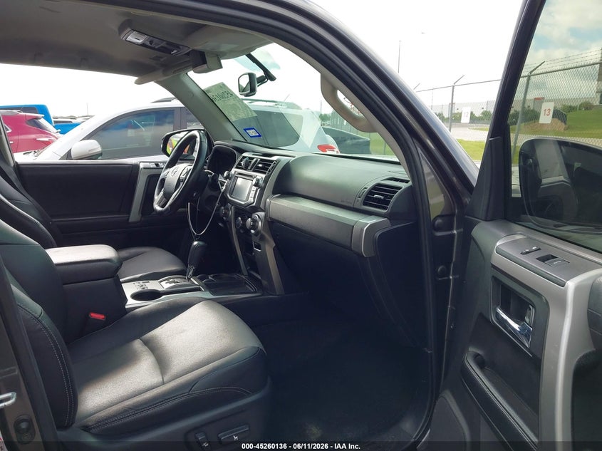 2018 TOYOTA 4RUNNER auction photo 5
