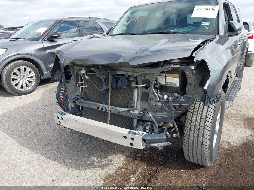 2018 TOYOTA 4RUNNER auction photo 6