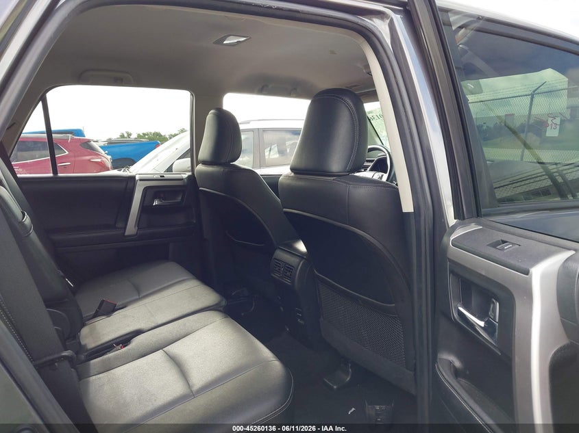 2018 TOYOTA 4RUNNER auction photo 8