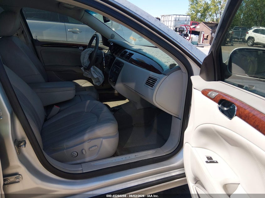 2011 BUICK LUCERNE auction photo 5