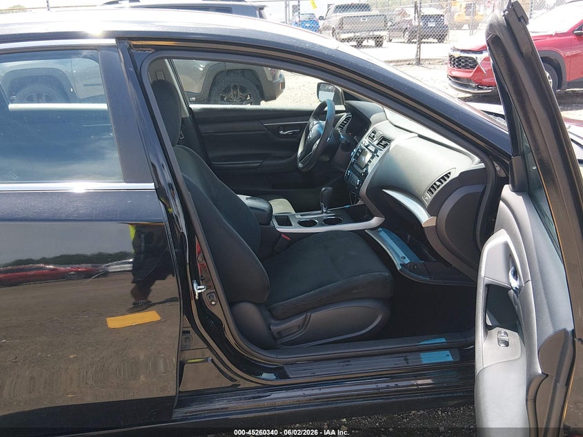 2015 NISSAN ALTIMA auction photo 5