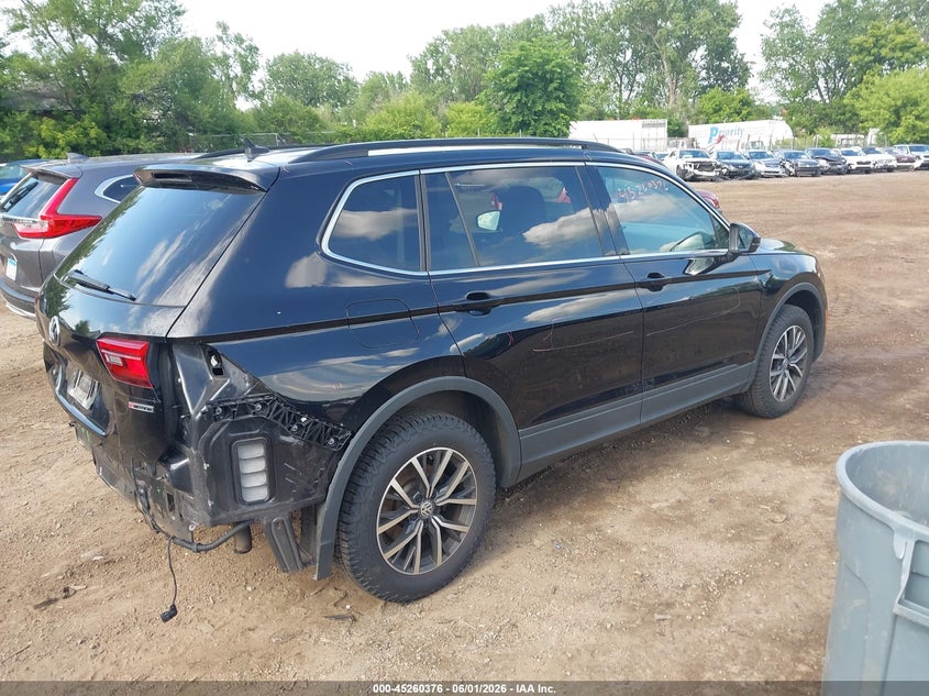 2019 VOLKSWAGEN TIGUAN auction photo 4
