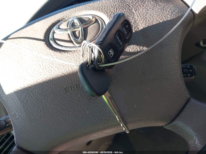 2005 Toyota Sequoia Sr5 V8 VIN: 5TDZT34A95S248478 Lot: 45260398