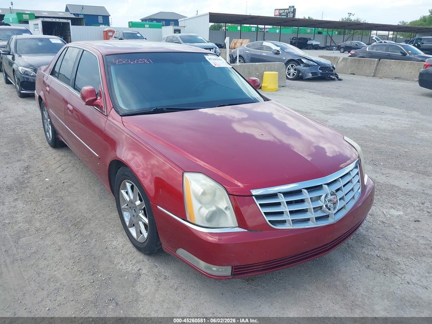 2011 CADILLAC DTS auction photo 1
