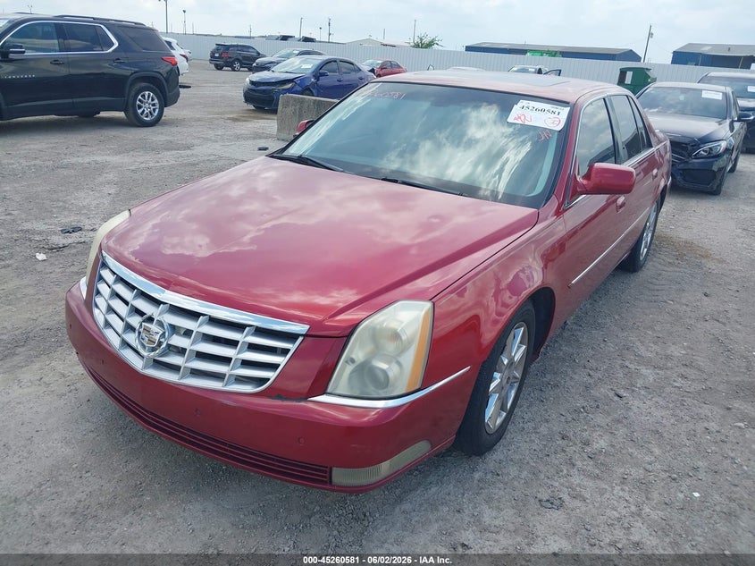 2011 CADILLAC DTS auction photo 2