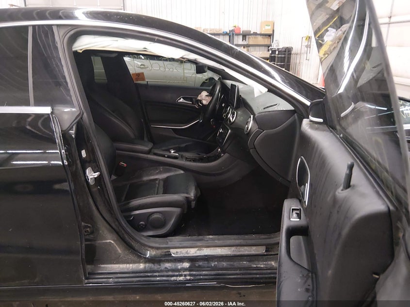 2016 MERCEDES-BENZ CLA 250 auction photo 5