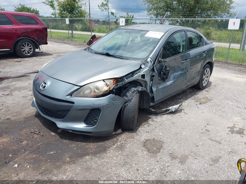 Vin: jm1bl1tf6d1789552, lot: 45758520, mazda mazda3 i sv 20132