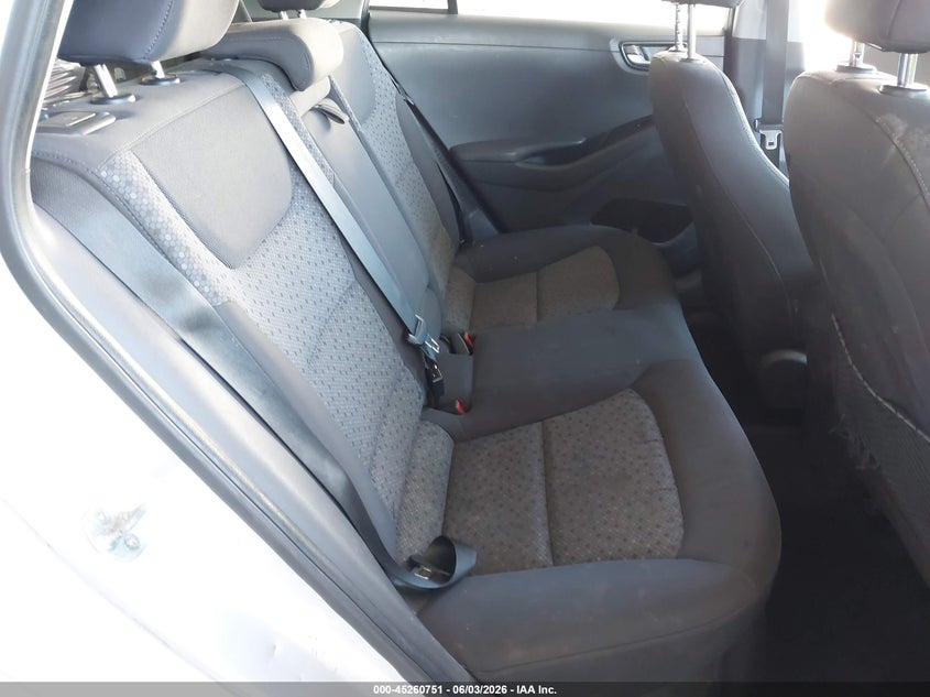 2019 Hyundai Ioniq Plug-In Hybrid VIN: KMHC65LD0KU147174 Lot: 45260751
