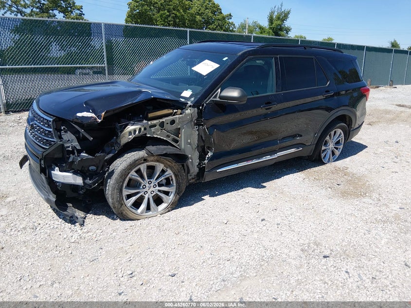 2020 FORD EXPLORER auction photo 2
