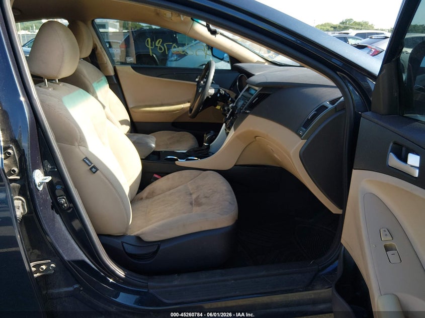 2013 HYUNDAI SONATA SEDAN 2.4L I-4 DI, DOHC, VVT, 198HP