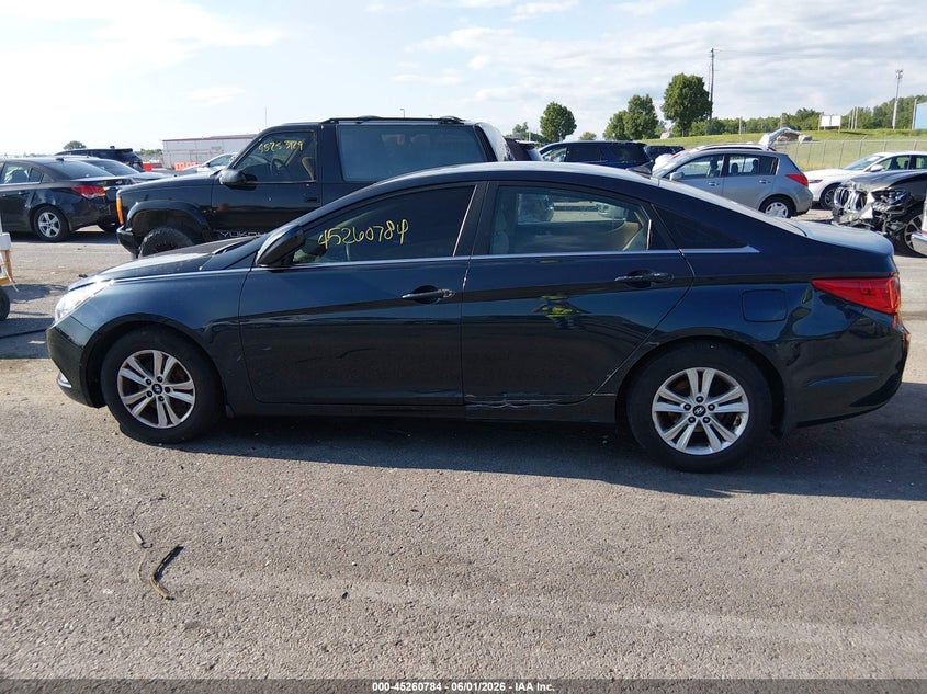2013 HYUNDAI SONATA SEDAN 2.4L I-4 DI, DOHC, VVT, 198HP