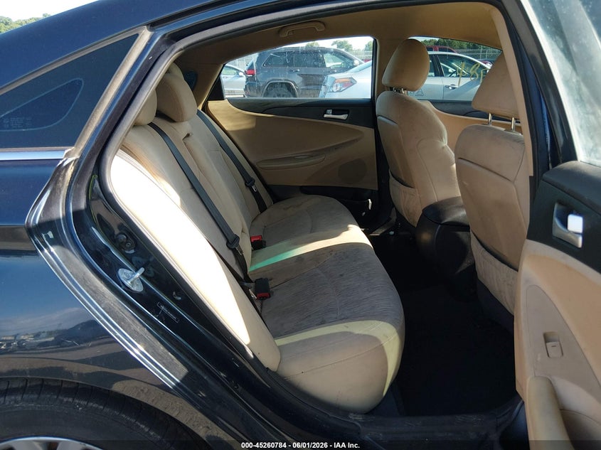 2013 HYUNDAI SONATA SEDAN 2.4L I-4 DI, DOHC, VVT, 198HP