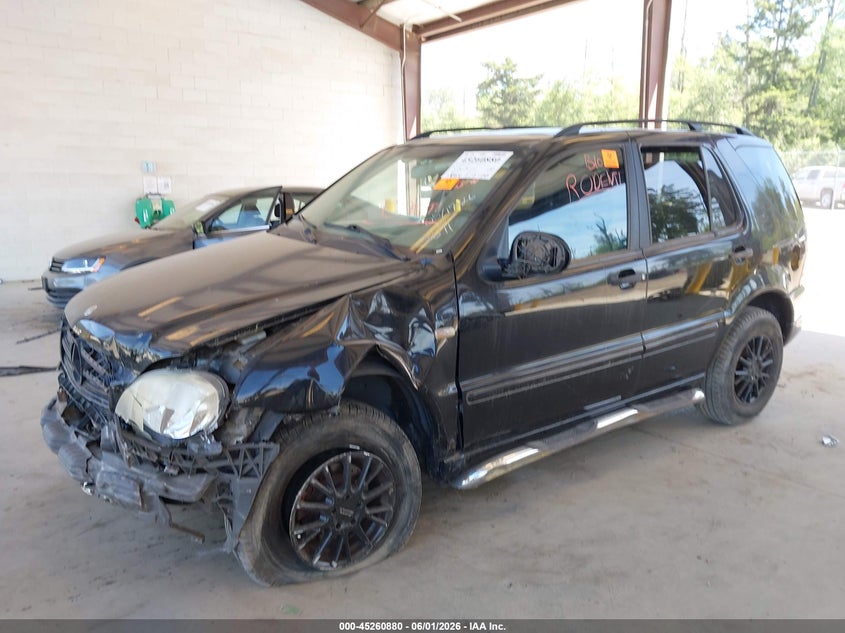 4JGAB54E0YA163671 2000 MERCEDES-BENZ ML 320 photo 1