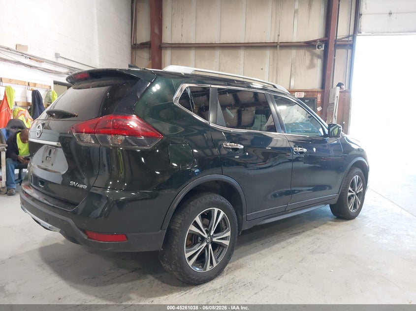 VIN 5N1AT2MV4KC804229 2019 NISSAN ROGUE SV