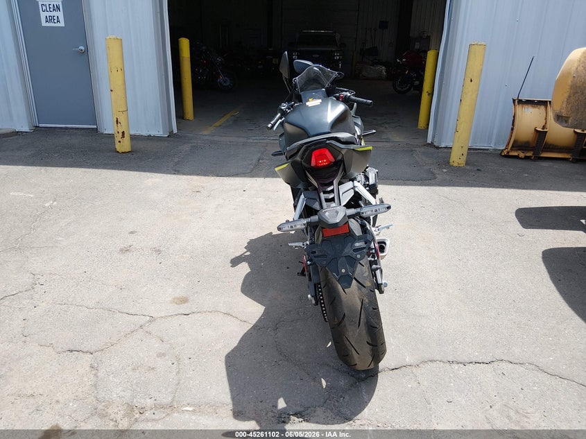 2026 HONDA CBR650 auction photo 6