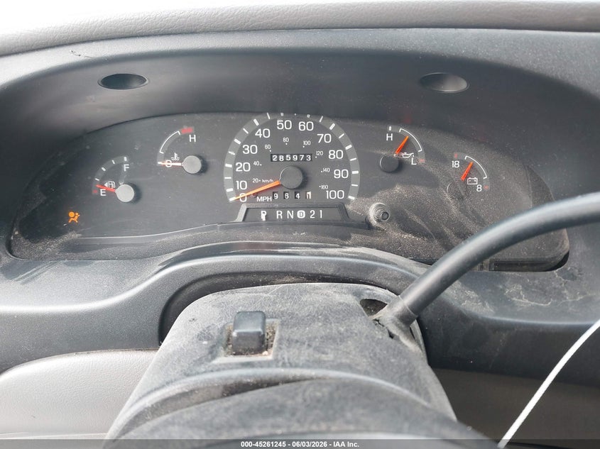 1998 Ford Econoline Commercial/Recreational VIN: 1FTNE24L3WHA75132 Lot: 45261245
