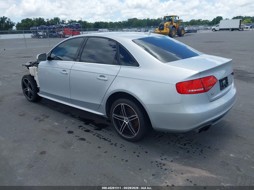 2012 Audi A4 2.0 2.0T Premium silver Lot 111045261311 Vin WAUFFAFL9CN007940
