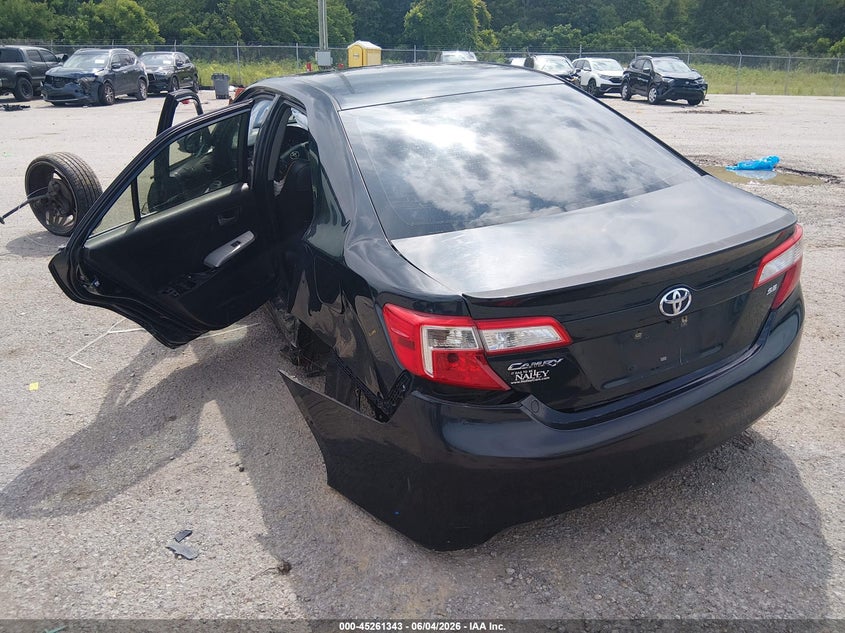 Vin: 4t1bf1fk7du677806, lot: 45759163, toyota camry se 20133