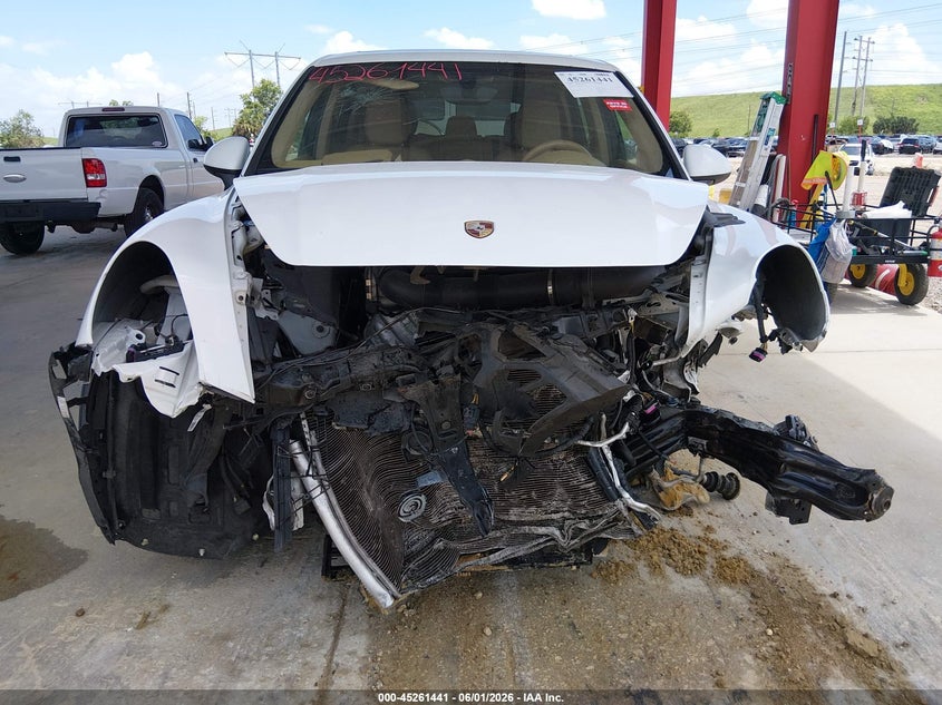 2014 Porsche Cayenne Platinum Edition VIN: WP1AA2A27ELA03298 Lot: 45261441
