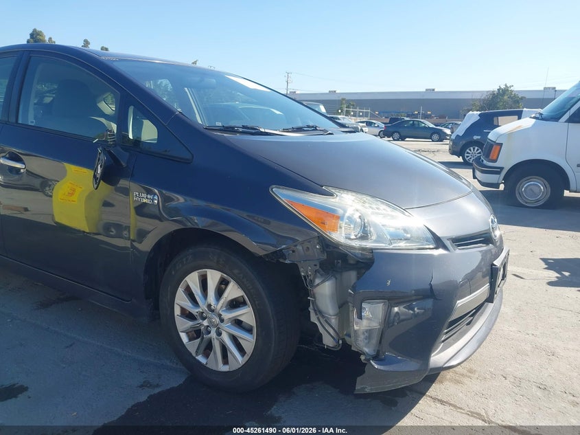 2012 Toyota Prius 1.8 Plug-In grey Lot 111045261490 Vin JTDKN3DP3C3025030