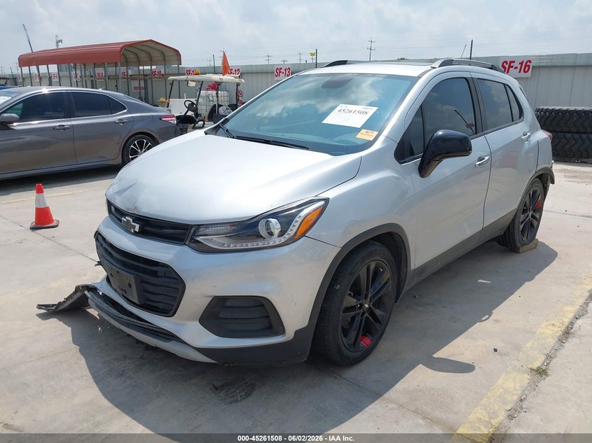 2020 CHEVROLET TRAX auction photo 2