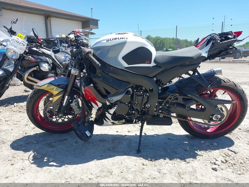 2025 Suzuki Gsx-R600 VIN: JS1GN7FA1S7101707 Lot: 45261592