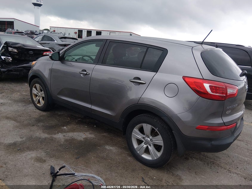 Vin: kndpb3a27c7288492, lot: 45759548, kia sportage lx 20123