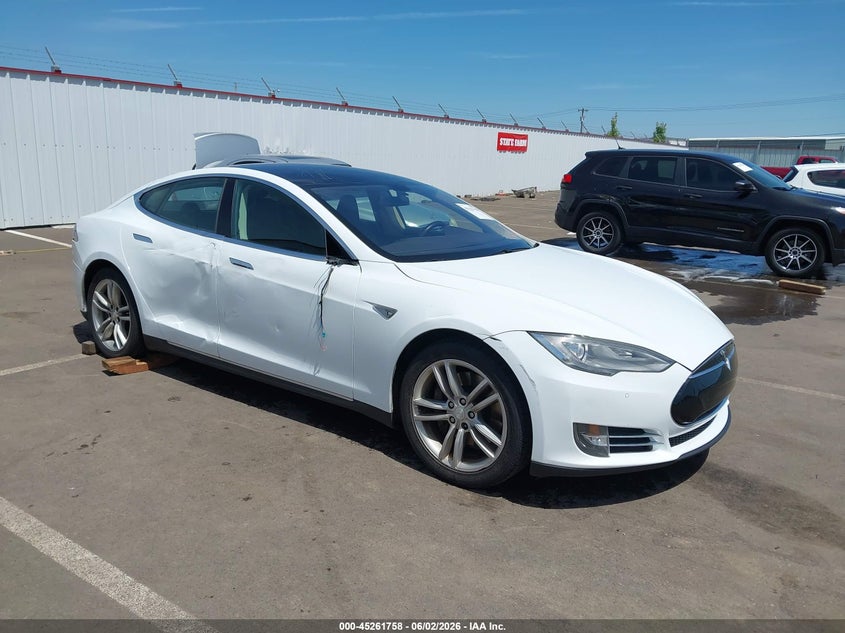 2014 Tesla Model S
