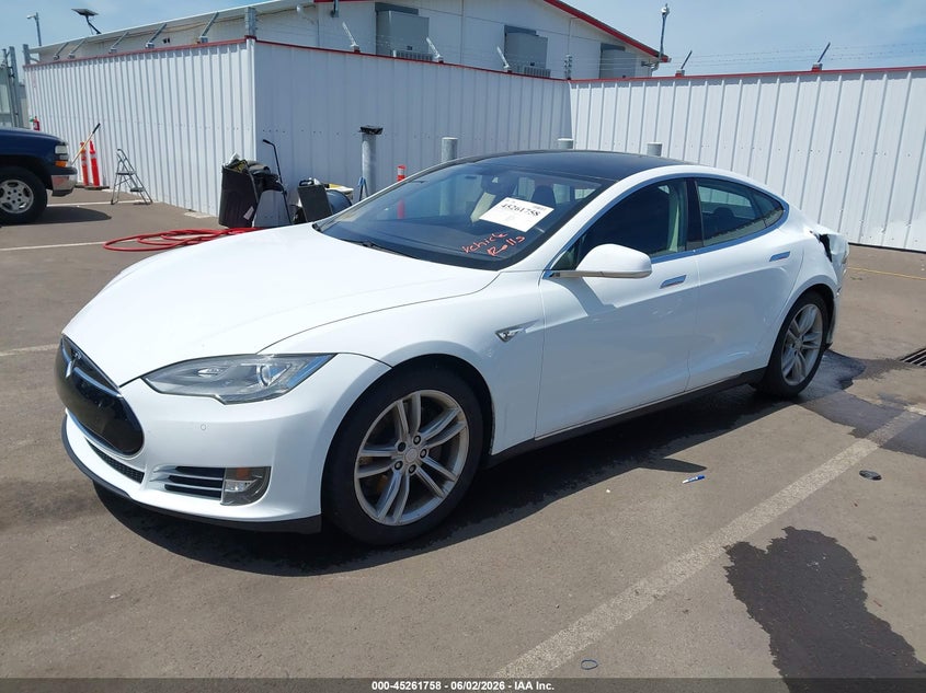 2014 TESLA MODEL S auction photo 2