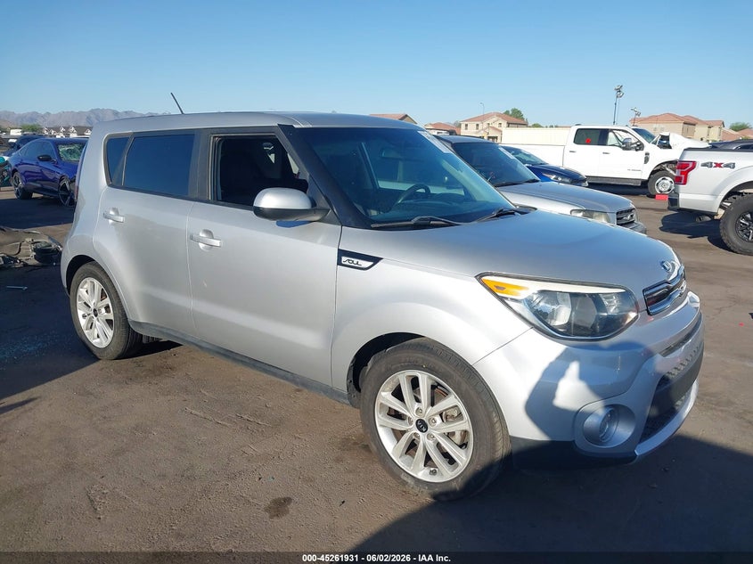 Vin: kndjp3a50j7532367, lot: 45759750, kia soul + 2018 img_1
