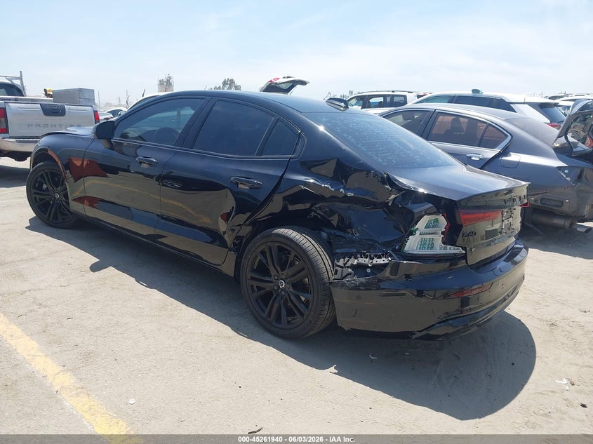 Vin: 7jrl12fh6rg282248, lot: 45759759, volvo s60 b5 plus black edition 20243