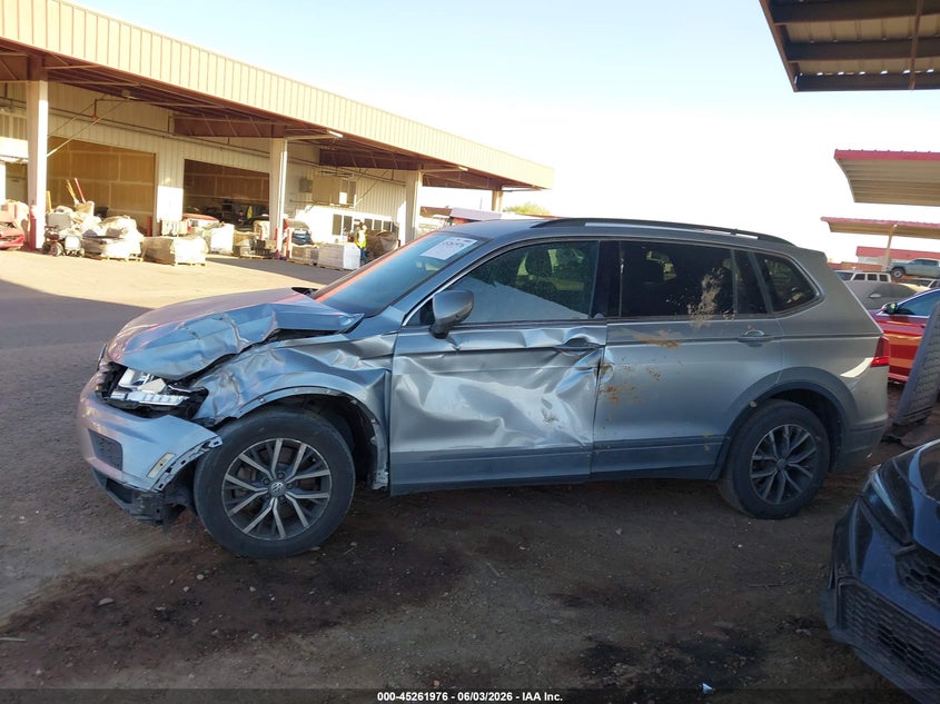 2019 Volkswagen Tiguan 2.0T Se/2.0T Sel/2.0T Sel R-Line/2.0T Sel R-Line Black VIN: 3VV3B7AX1KM136568 Lot: 45261976