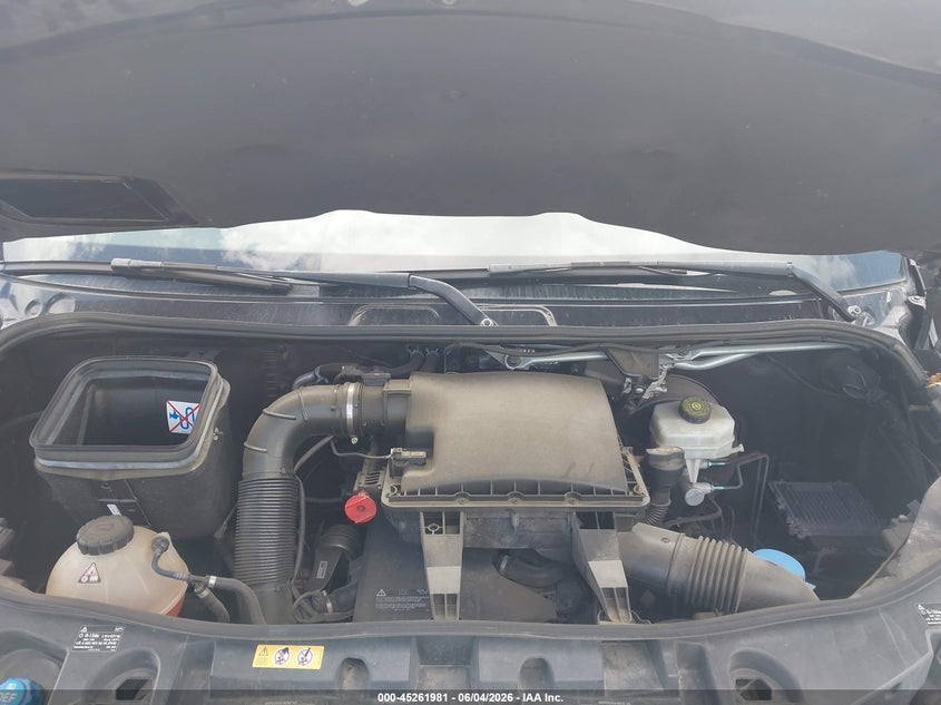 2022 Mercedes-Benz Sprinter 2500 Standard Roof I4 Diesel VIN: W1Z4DFHY0NT095790 Lot: 45261981